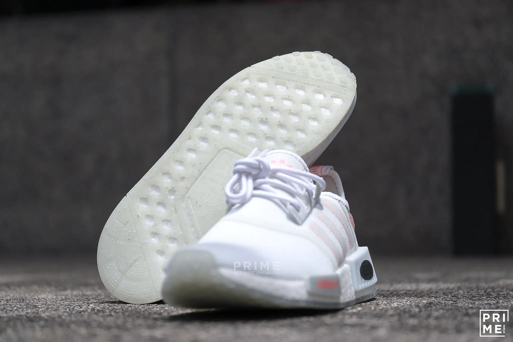 Adidas NMD R1  Cloud White/Acid red  (GW5679)