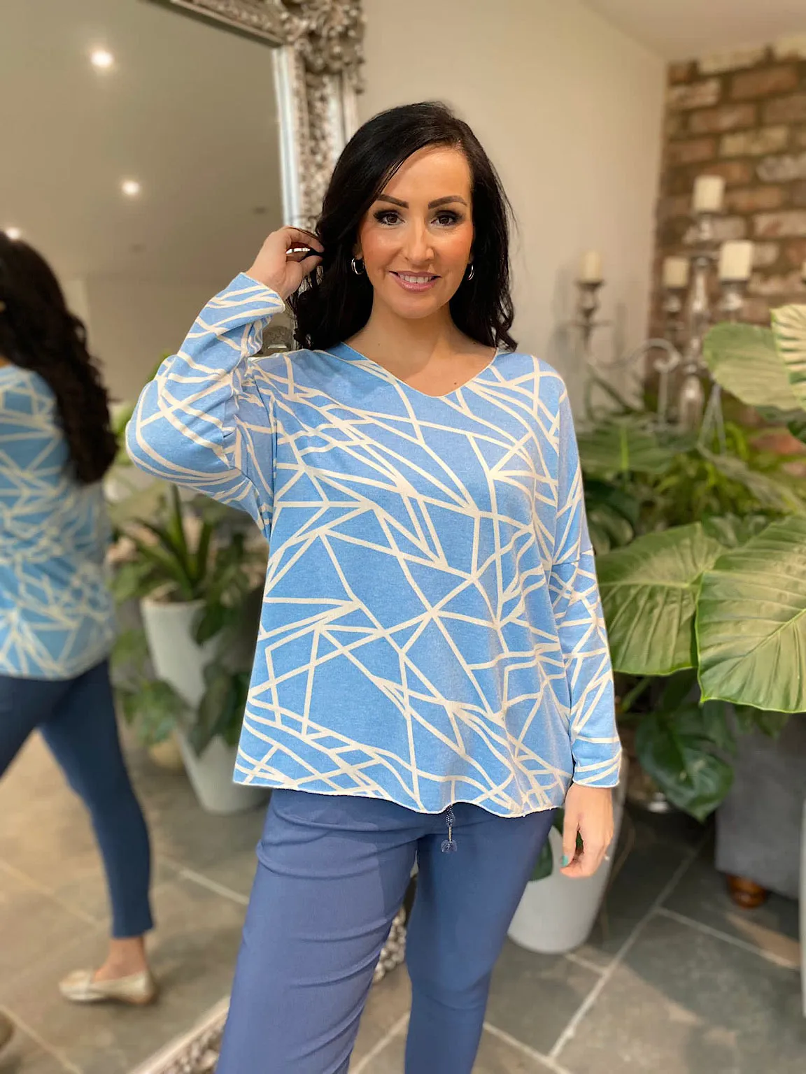 Blue Printed V Neck Knit Carmen