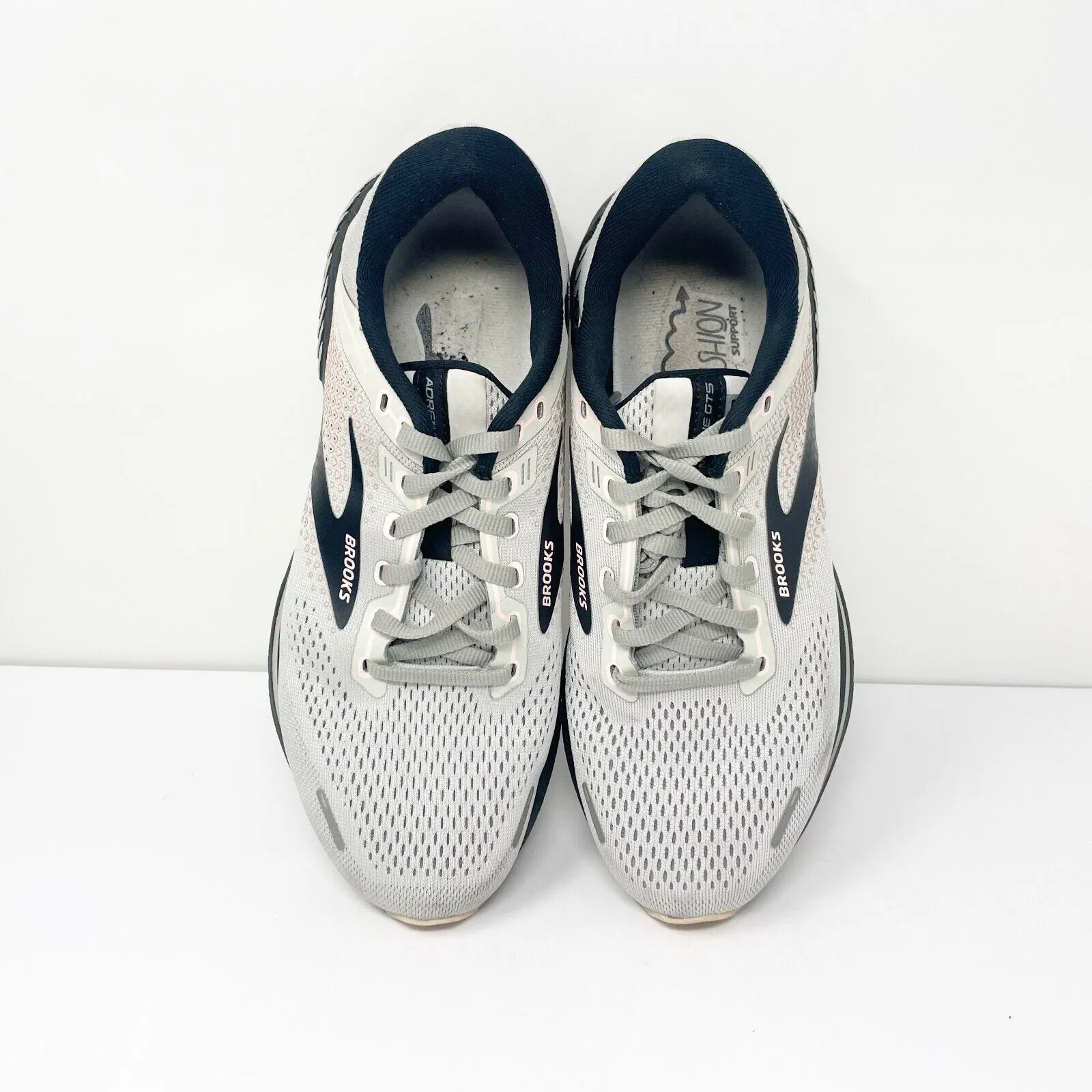 Brooks Womens Adrenaline GTS 22 1203531B035 Gray Running Shoes Sneakers Size 9 B