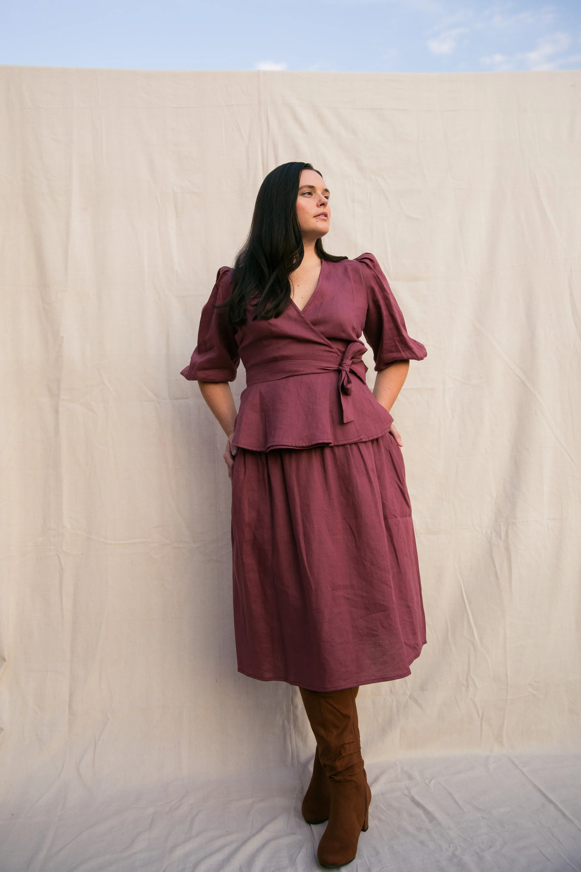 Ellen Wrap Top / Plum Linen