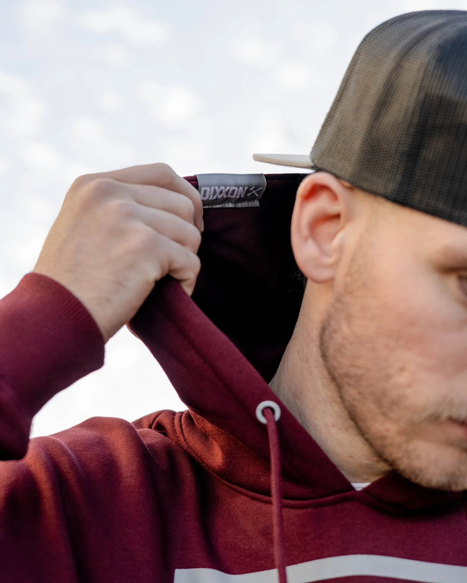 Grey Box Crest Pullover Hoodie - Maroon