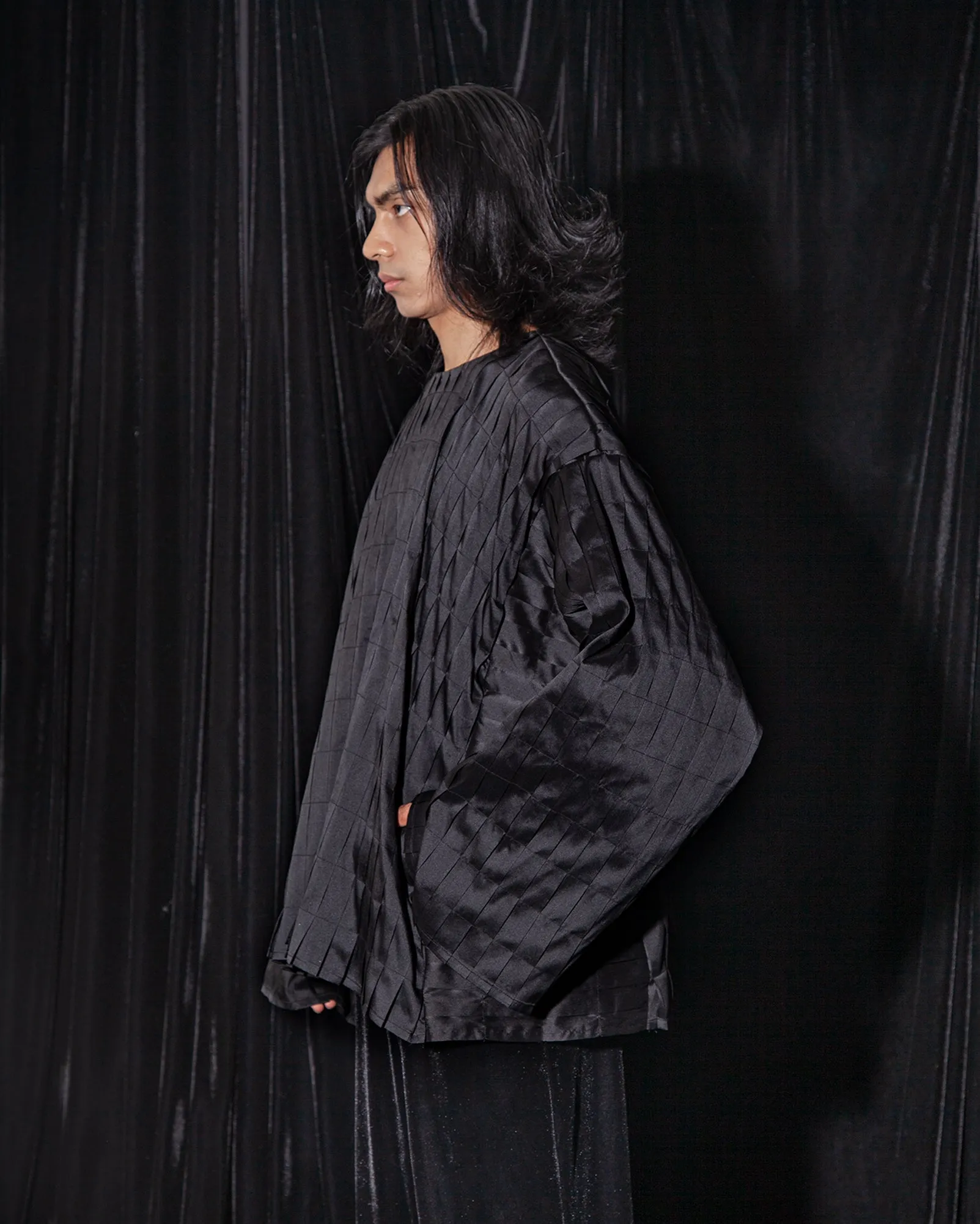 Kurta Lipat Mati (Black)