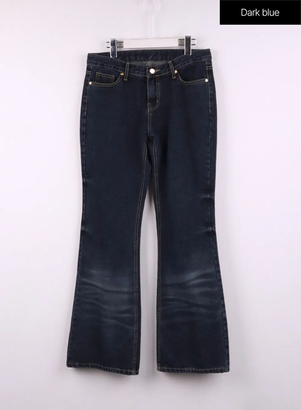 Low Waist Buttoned Flared Jeans CJ425