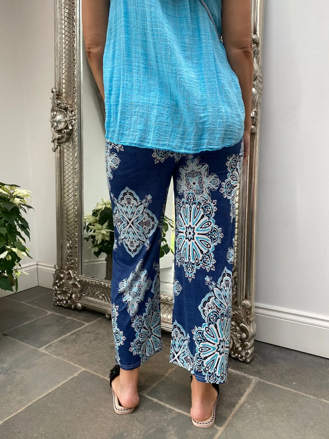 Printed Wide Leg Trouser Tally