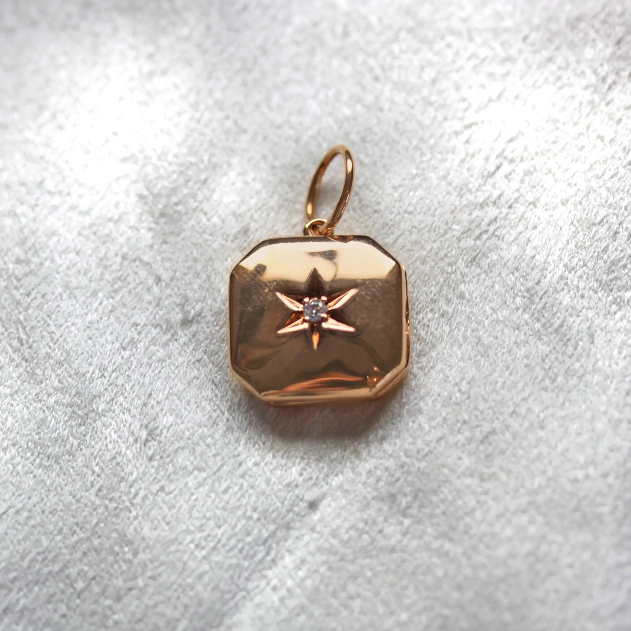 Rose Gold Star Pendant