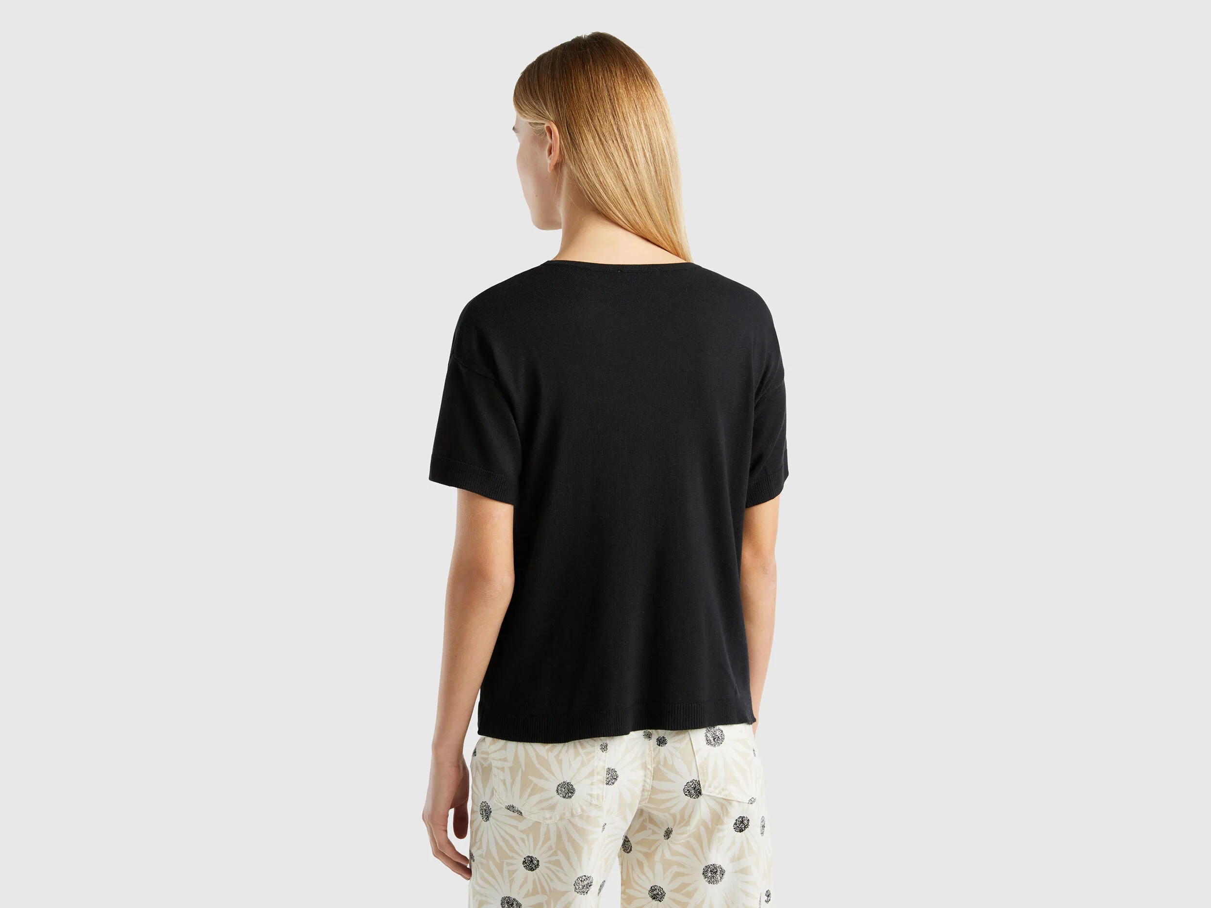 Short sleeve sweater - Black | Benetton