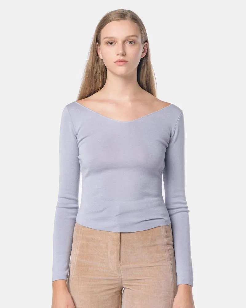 V Neck Sweater in Lilac