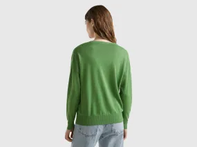 V-neck sweater in Modal® blend - Military Green | Benetton