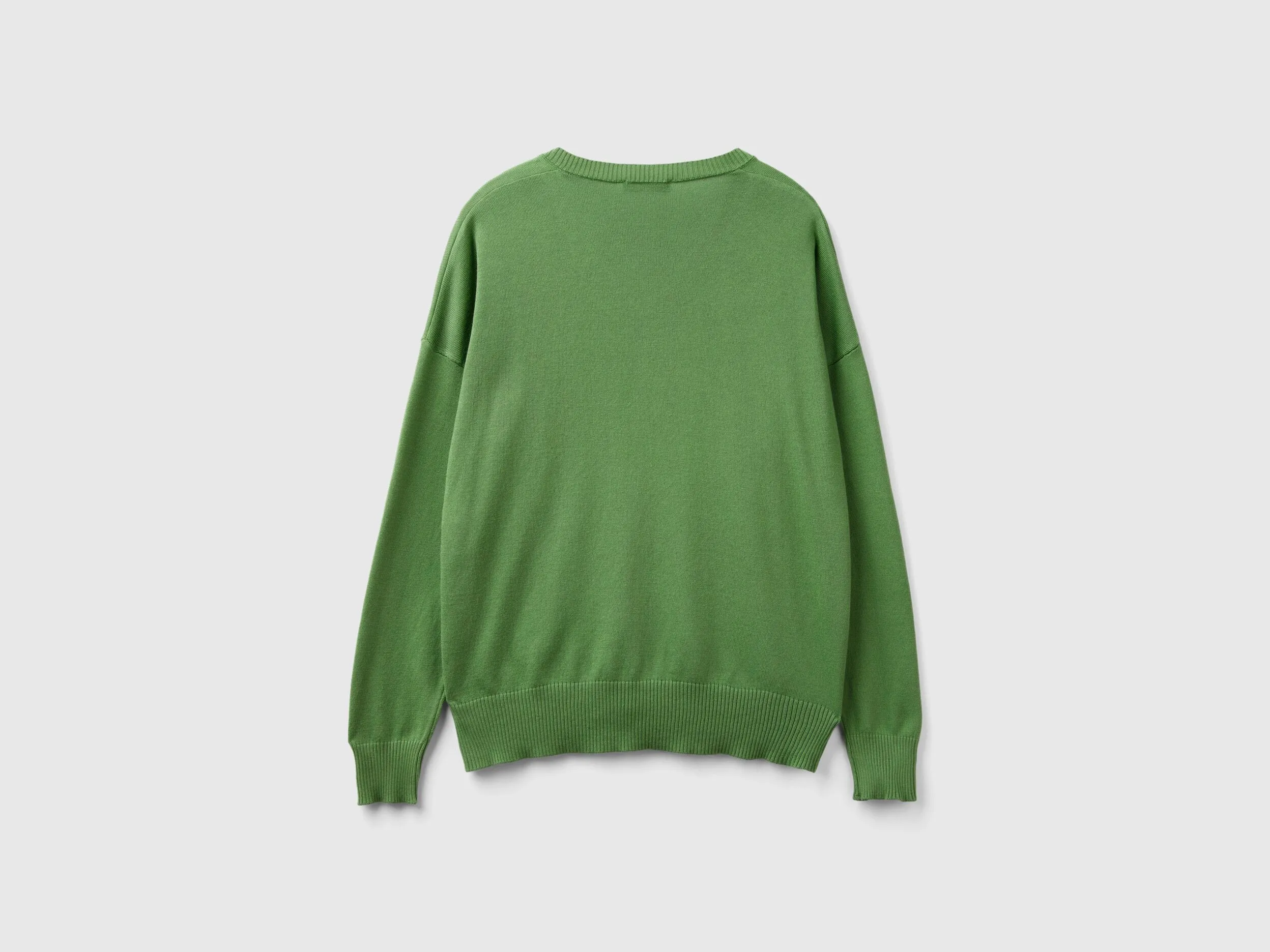 V-neck sweater in Modal® blend - Military Green | Benetton