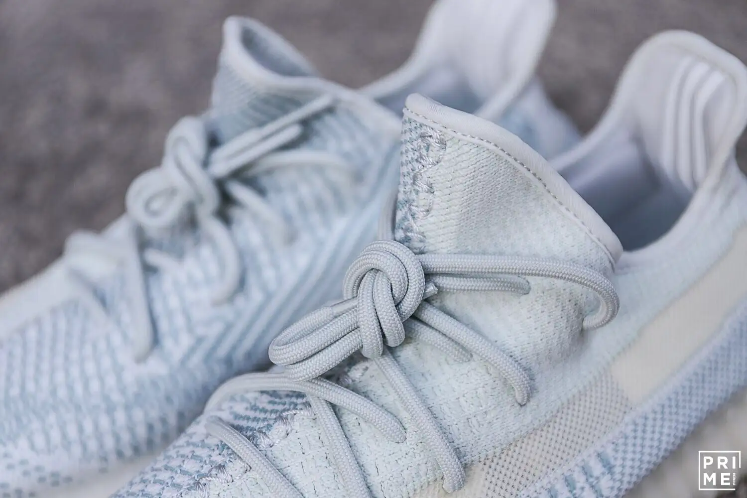 Yeezy 350 v.2 Cloud White (FW3043)